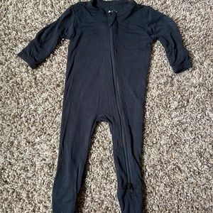 Midnight zipper footie